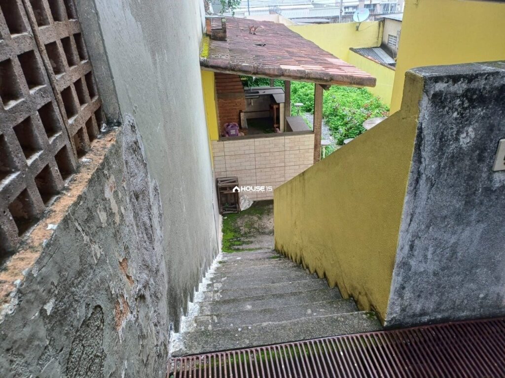 imgi_37_i6H2gg1_10073685ac01712328